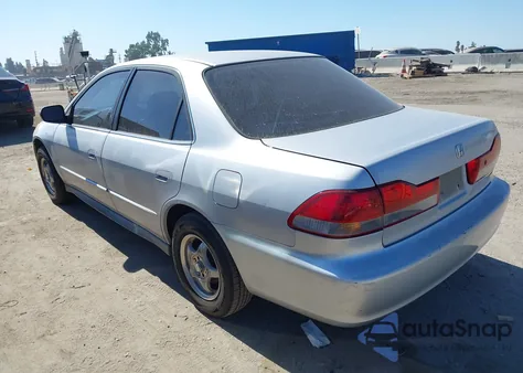 2002 Honda Accord 2.3 Vp z USA, uszkodzony, nr VIN 1HGCF86652A082568